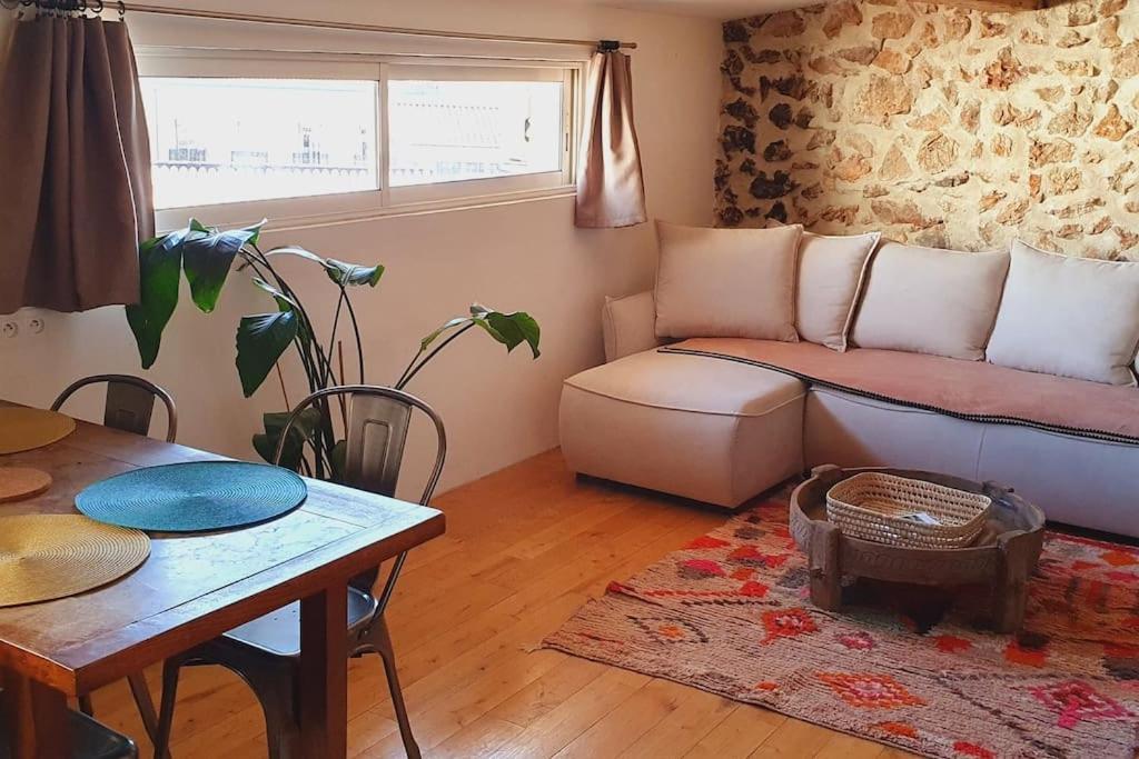 Le Loft Cosy - Centre Ville - Cadre Royal Сет Екстер'єр фото